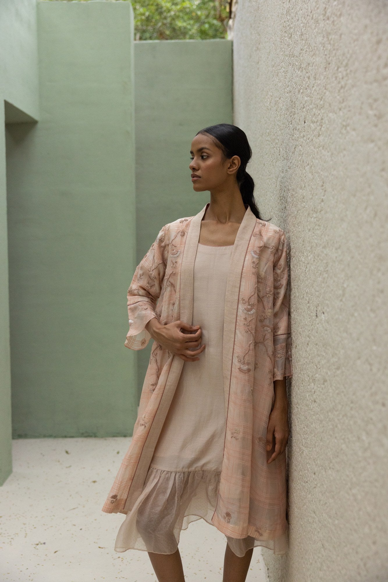 ZAHRA EMBROIDERED CAPE SET