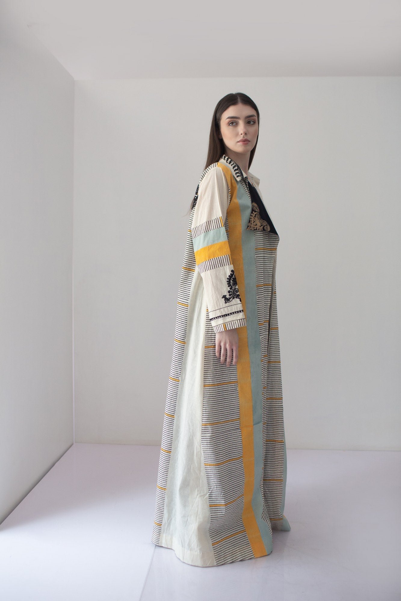 EMBROIDERED JACKET DRESS SET