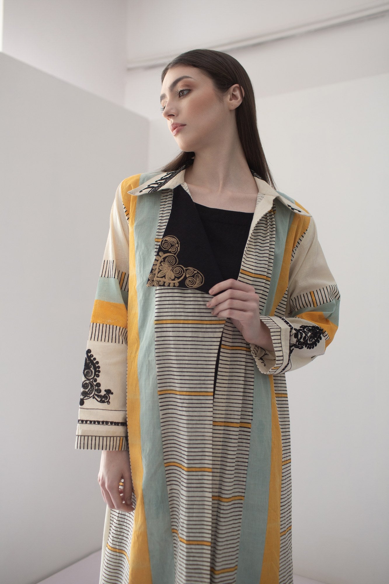 EMBROIDERED JACKET DRESS SET