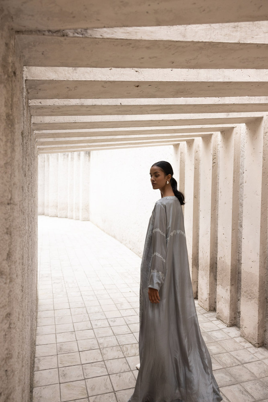 ZAHRA BANDHANI KAFTAN