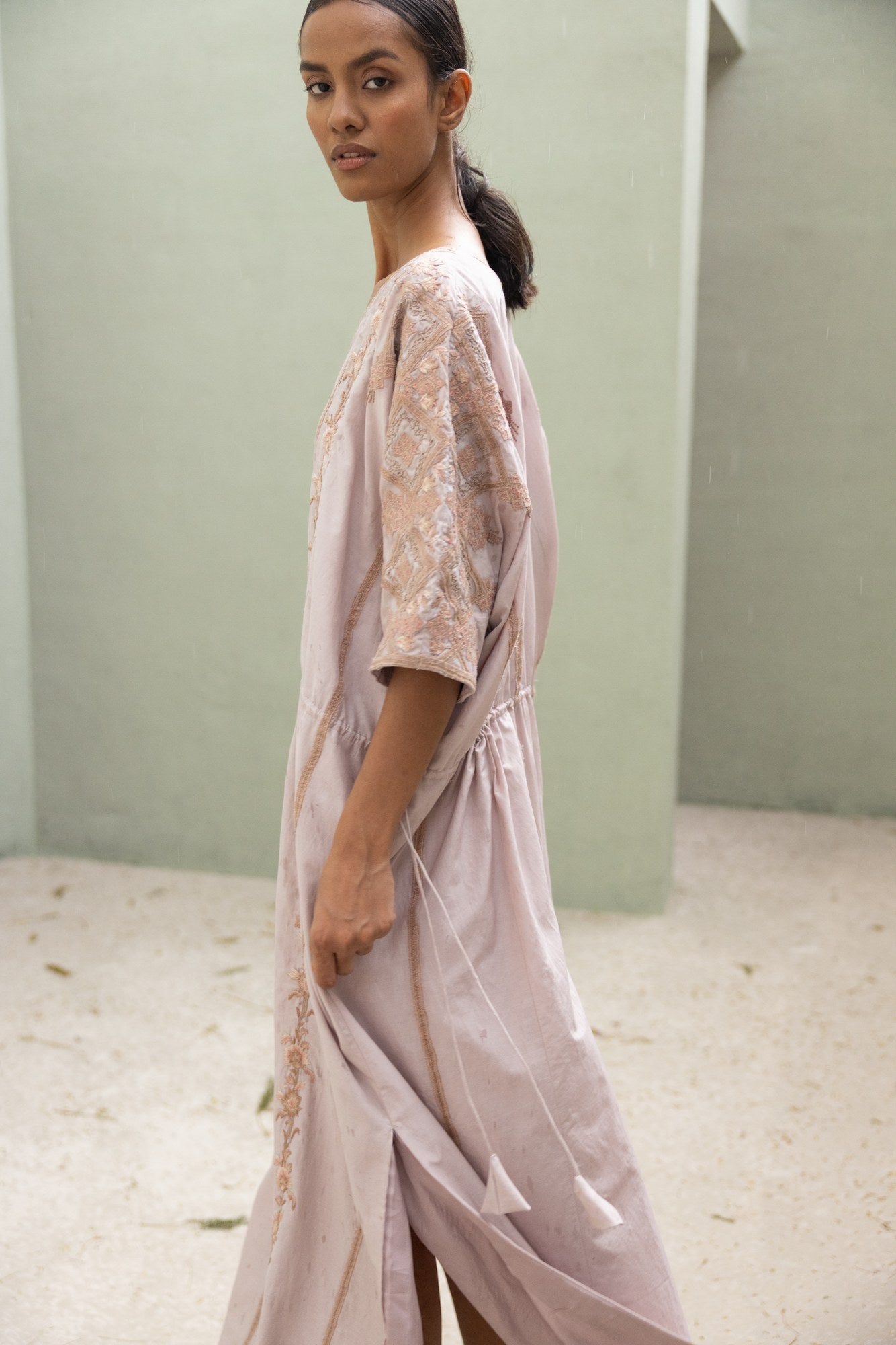 ZAHRA EMBROIDERED KAFTAN